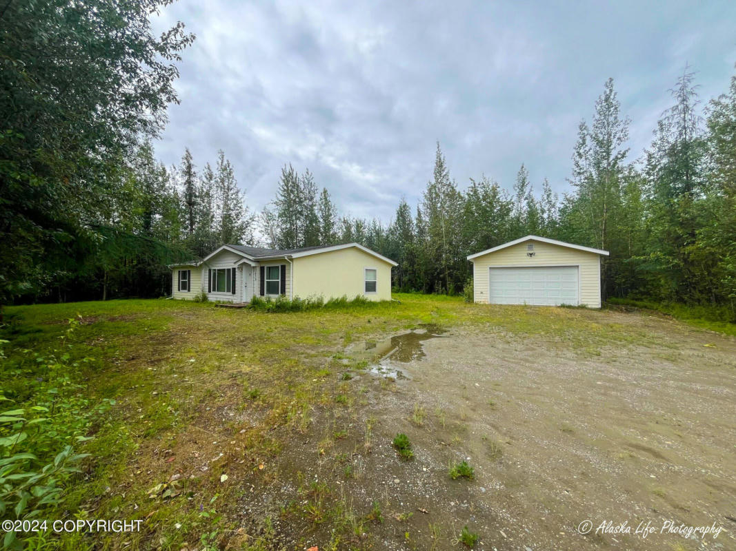 1475 DANIEL ST, NORTH POLE, AK 99705, photo 1 of 21